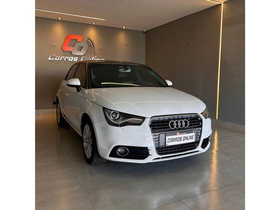 AUDI A1 1.4 TFSI ATTRACTION 16V 122CV GASOLINA 4P AUTOMÁTICO